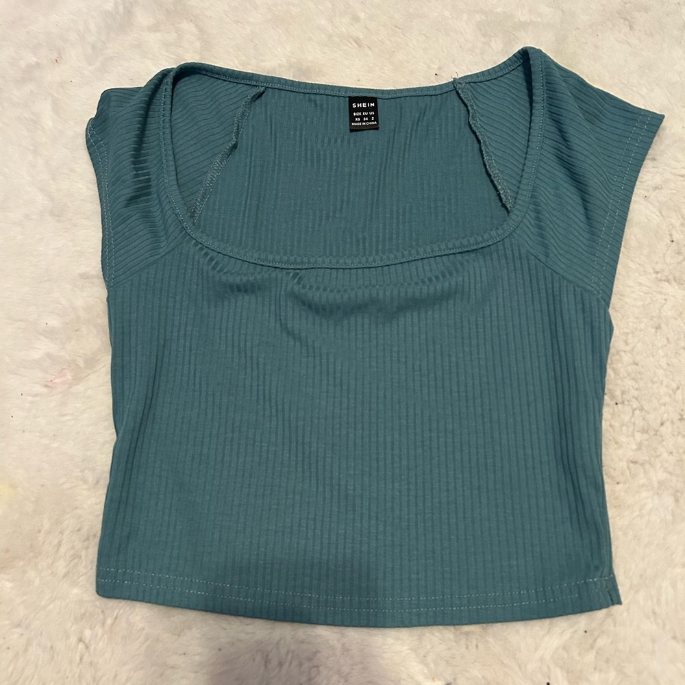 SHEIN Green Ribbed Crop Tank Top